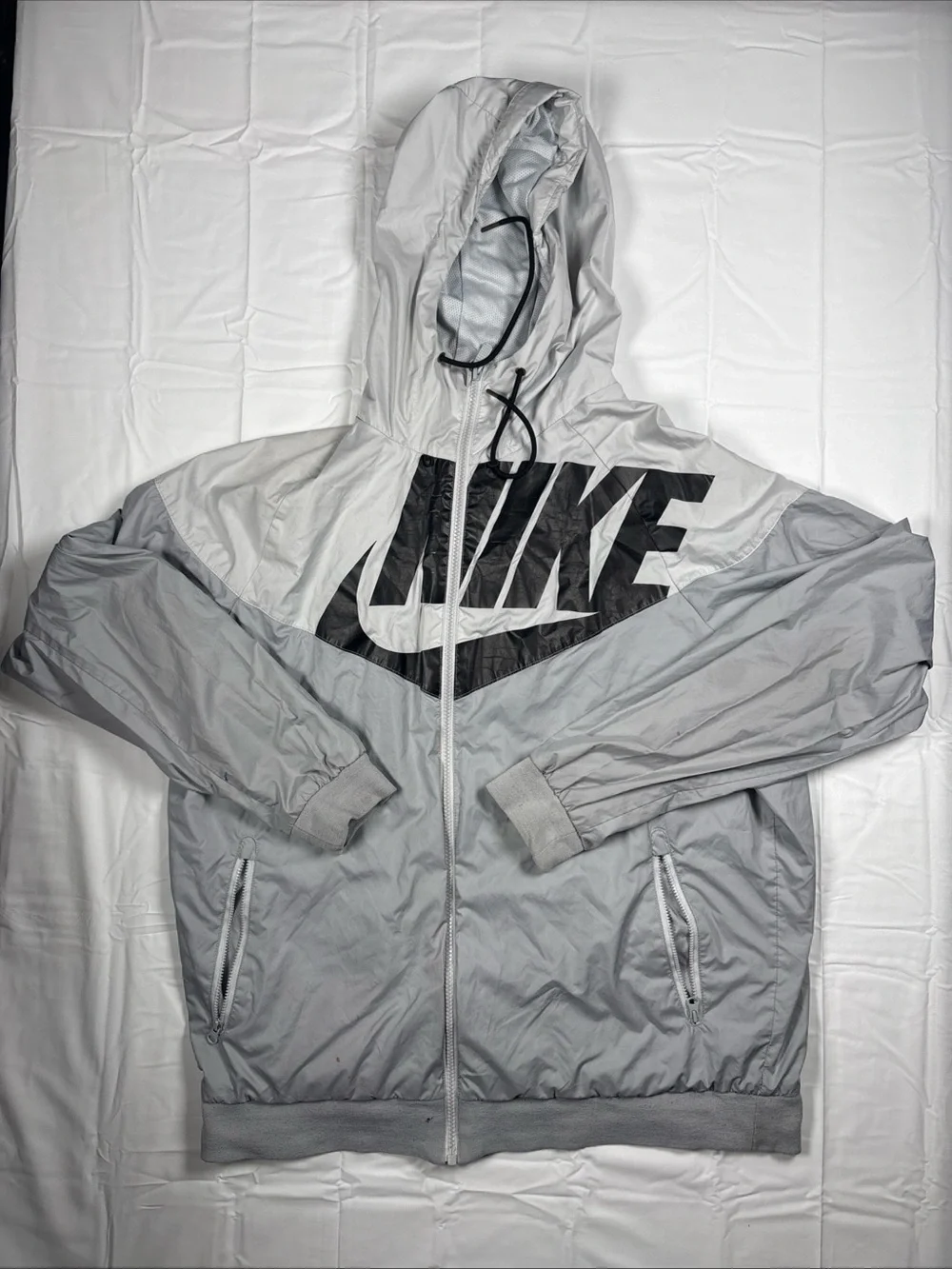 Nike GX1 Windrunner Light Gray and Black Hooded Windbreaker